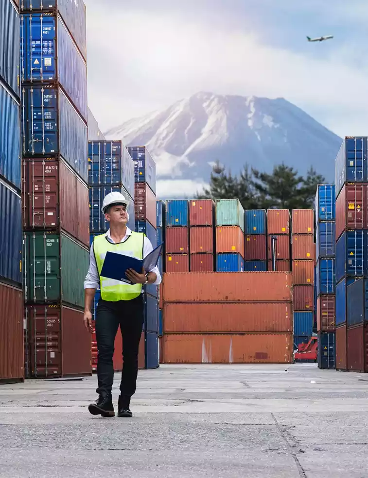 Garment shipping tracking